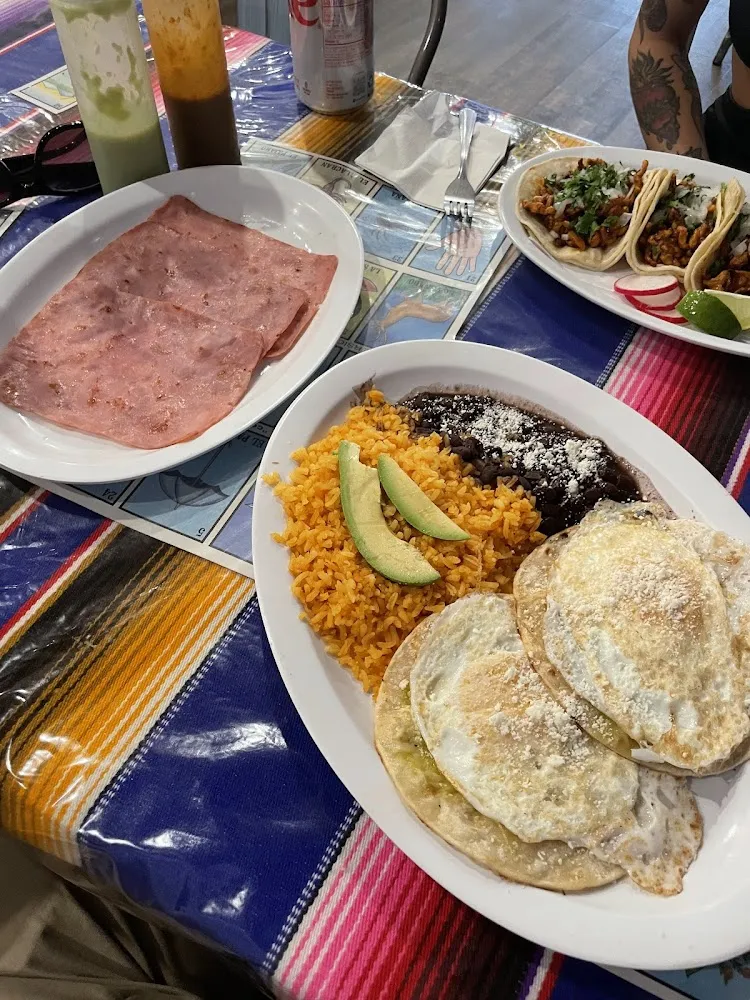 Huevos Rancheros Con Jamon